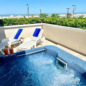 Club House Отель Римини